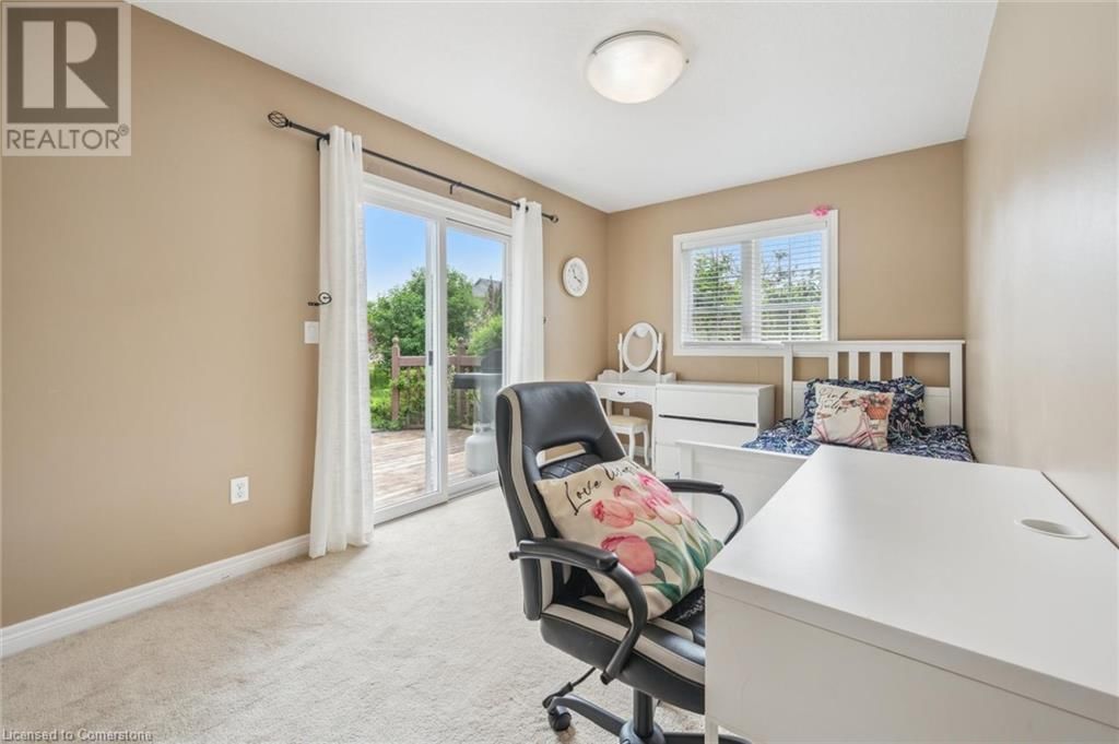 72 MCARTHUR DRIVE Image 26