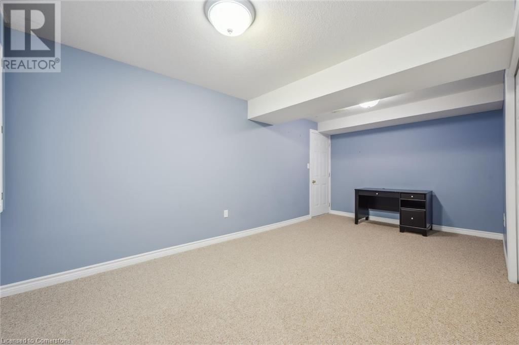 72 MCARTHUR DRIVE Image 34