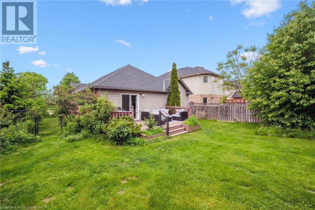 72 MCARTHUR DRIVE Image 40