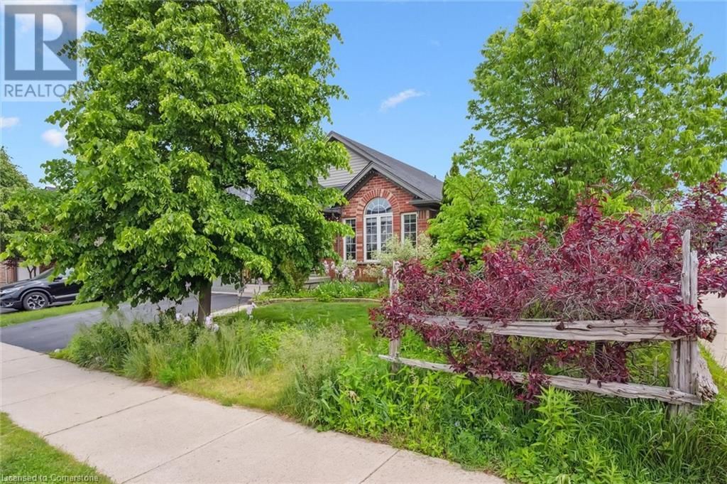 72 MCARTHUR DRIVE Image 6