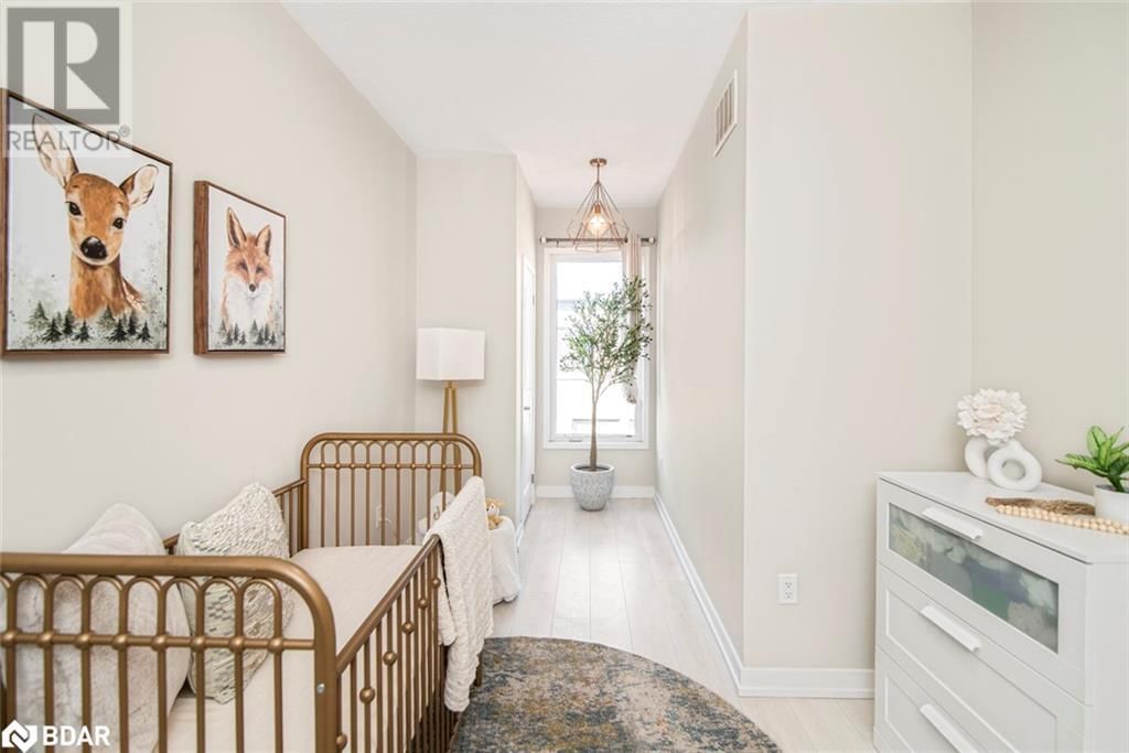 177 HUGUENOT ROAD Image 19