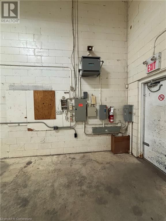 5 - 5540 MAINWAY Image 16