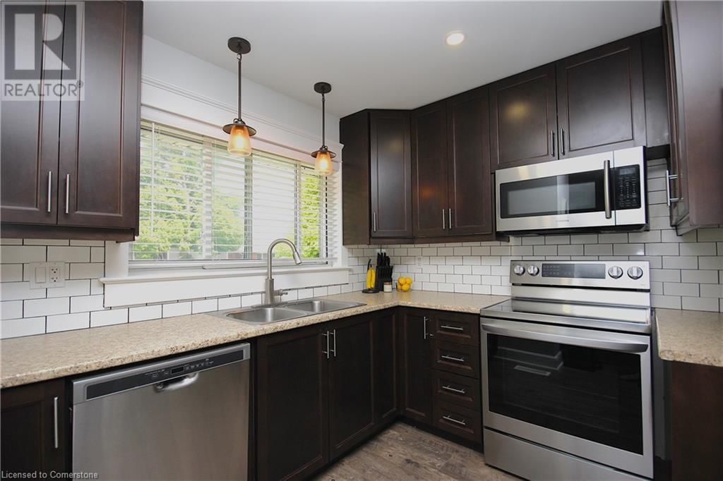 Main - 48 CARMEN AVENUE Image 13