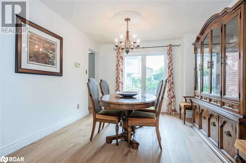 26 KENNY CRESCENT Image 16