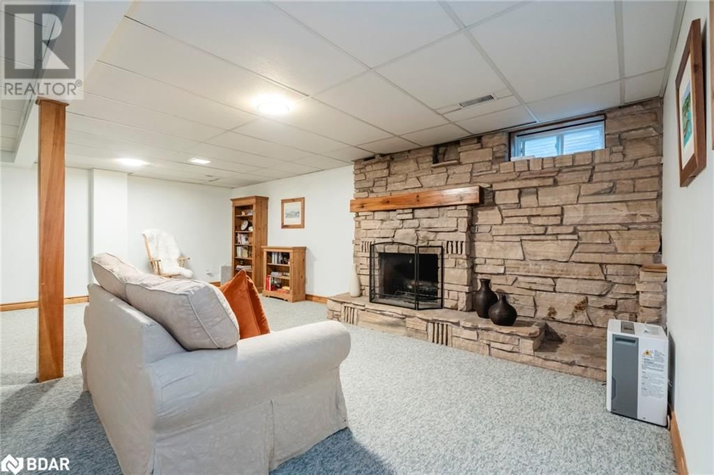 26 KENNY CRESCENT Image 35