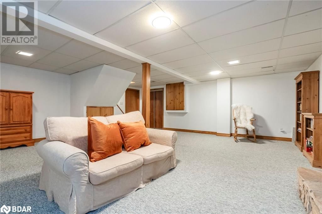 26 KENNY CRESCENT Image 36