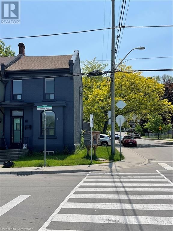 182 FOREST AVENUE Image 11