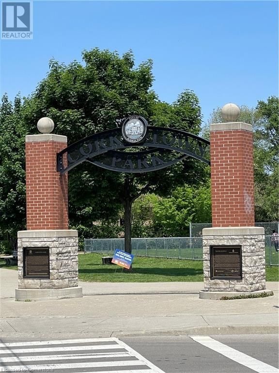182 FOREST AVENUE Image 16