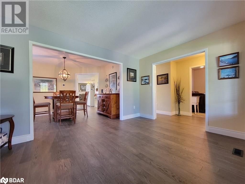 92 SUNDEW DRIVE Image 22