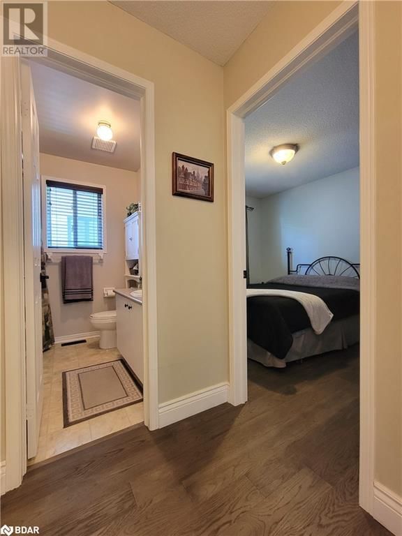 92 SUNDEW DRIVE Image 31