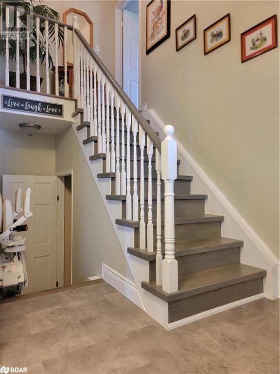92 SUNDEW DRIVE Image 34