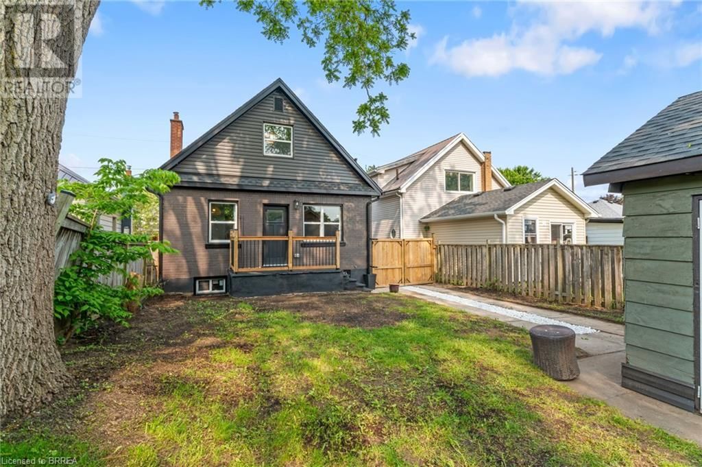 7 ESTHER STREET Image 43