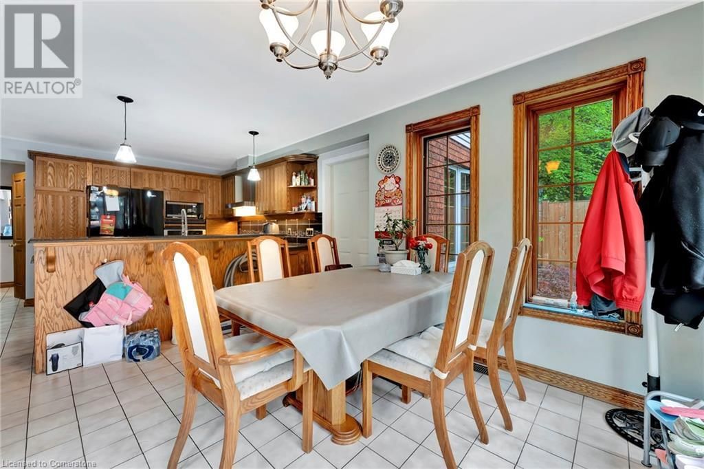 145 ALBERT STREET EAST Image 16