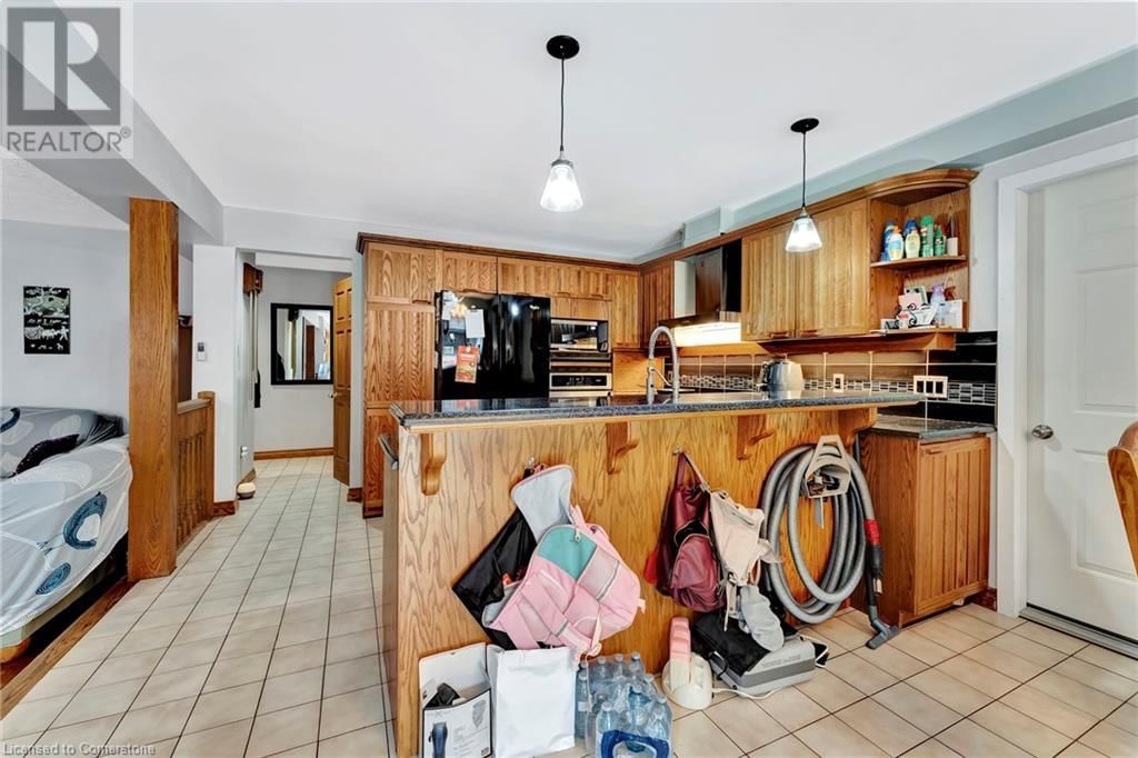 145 ALBERT STREET EAST Image 17