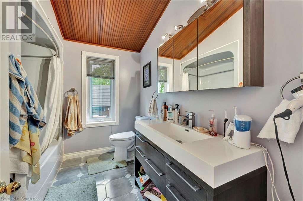145 ALBERT STREET EAST Image 31