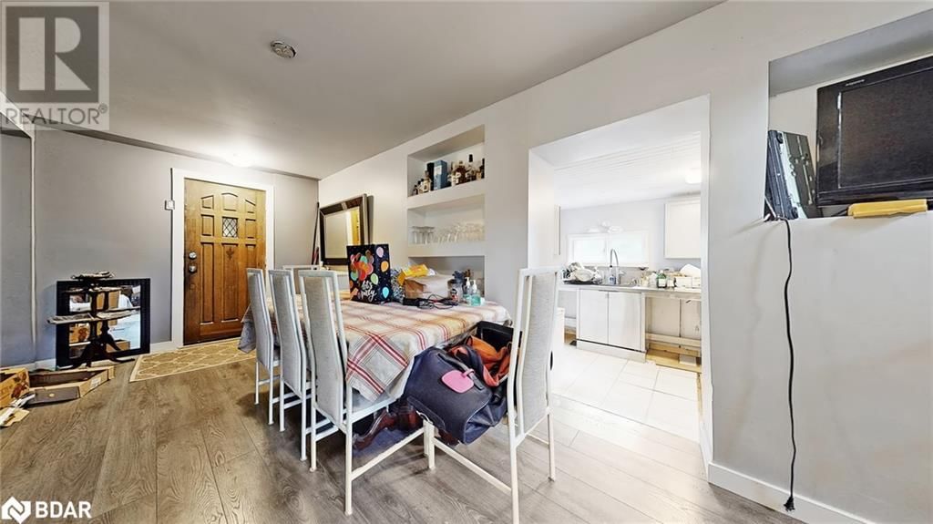 2808 GELERT ROAD Image 12