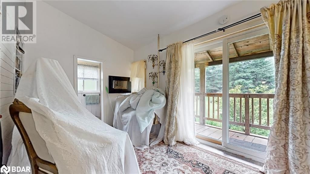 2808 GELERT ROAD Image 18