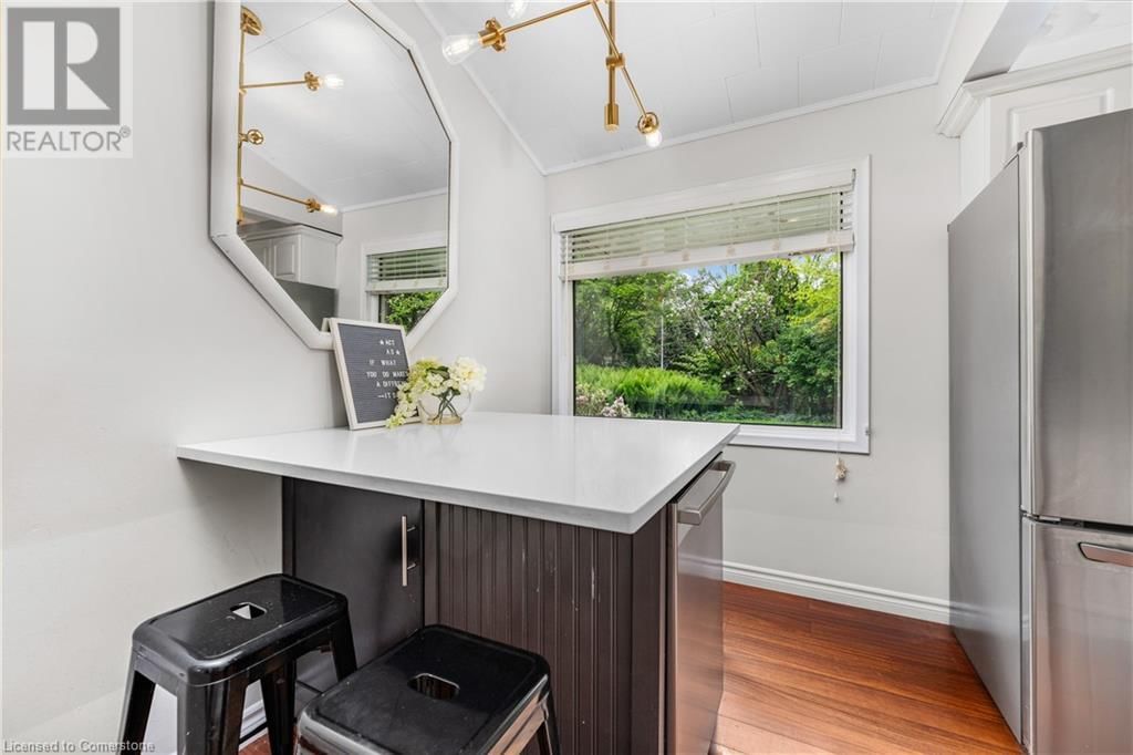 25 BEDFORD PARK Image 18