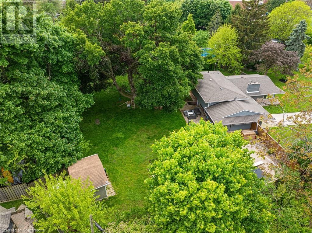 25 BEDFORD PARK Image 23