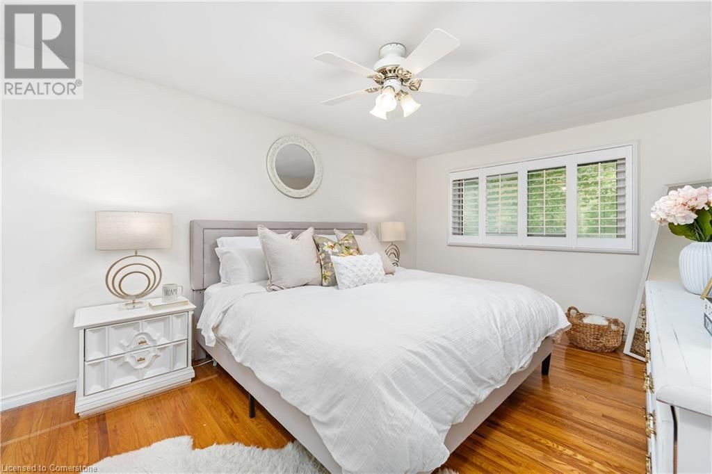 25 BEDFORD PARK Image 7