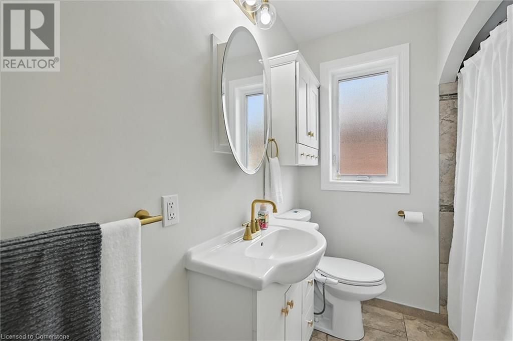 105 WEIR STREET SOUTH Image 15