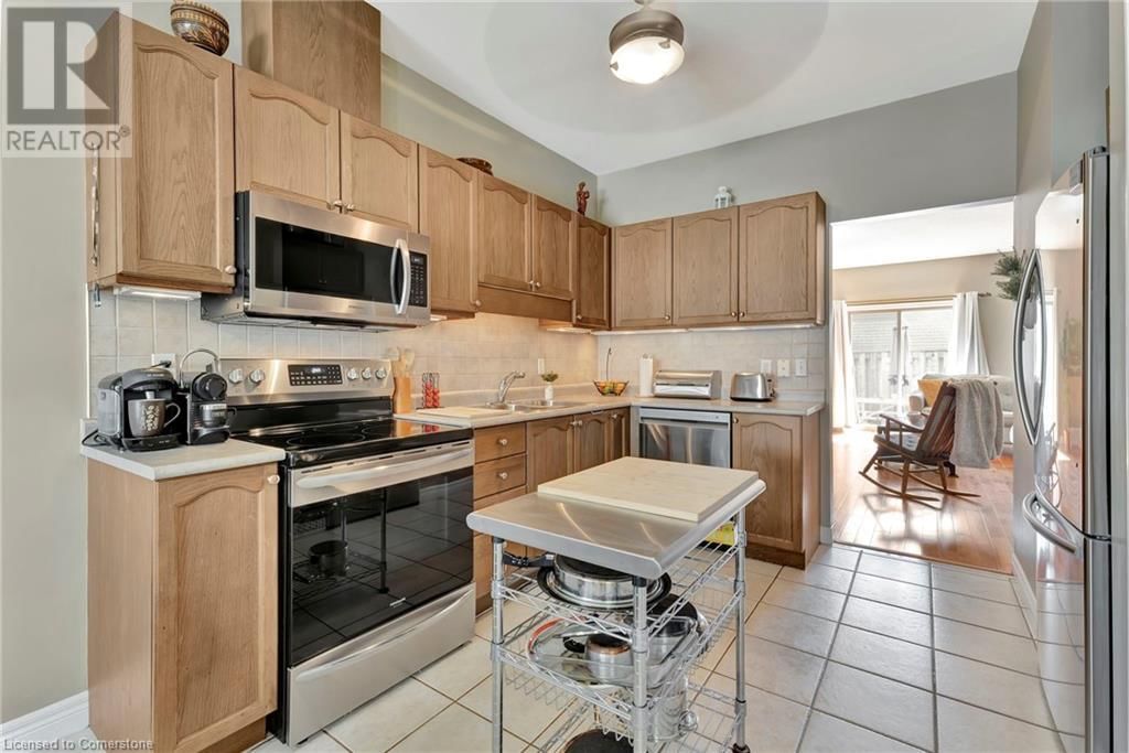 17 - 34 SOUTHBROOK DRIVE Image 10