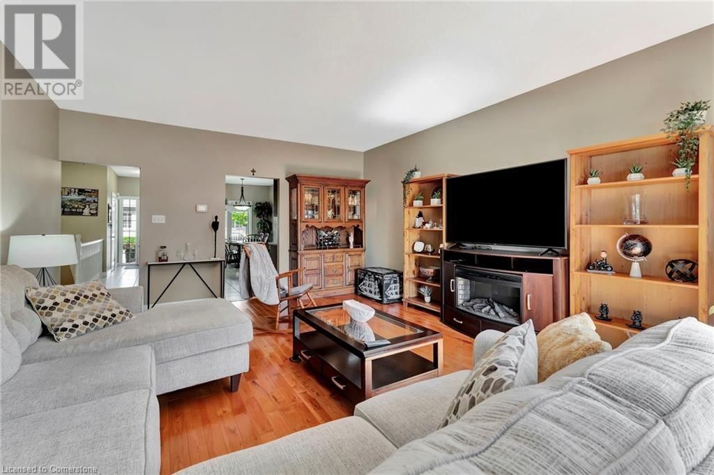 17 - 34 SOUTHBROOK DRIVE Image 13