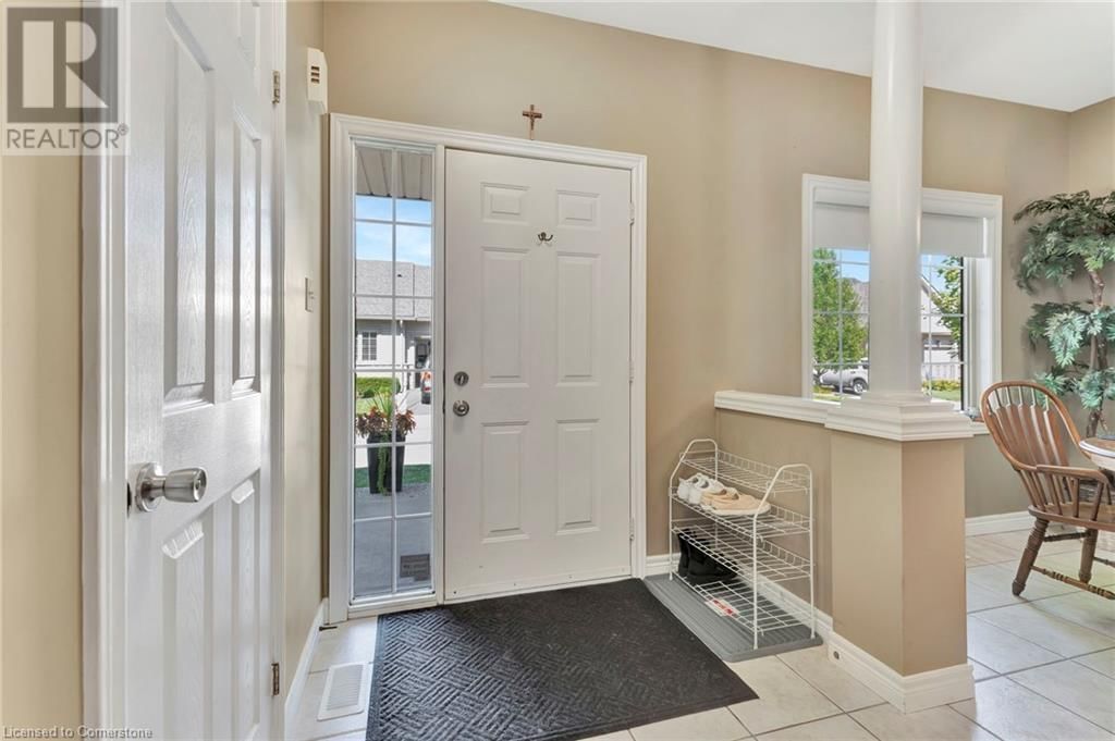 17 - 34 SOUTHBROOK DRIVE Image 4