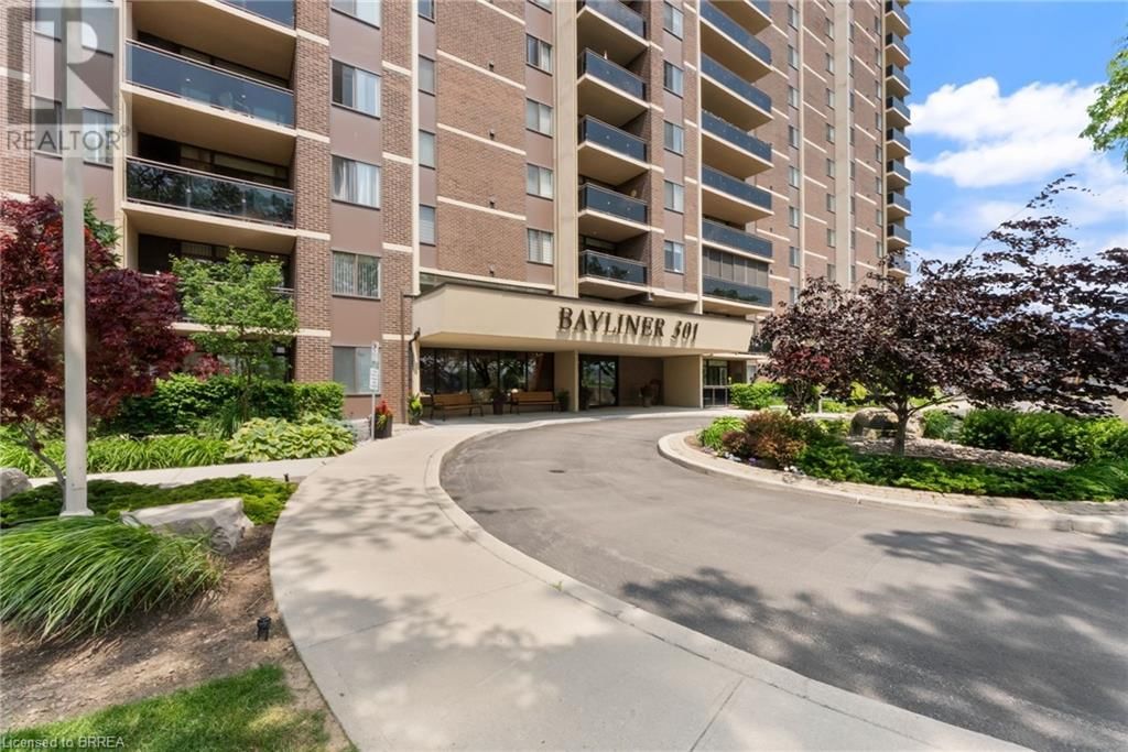 1605 - 301 FRANCES AVENUE Image 2