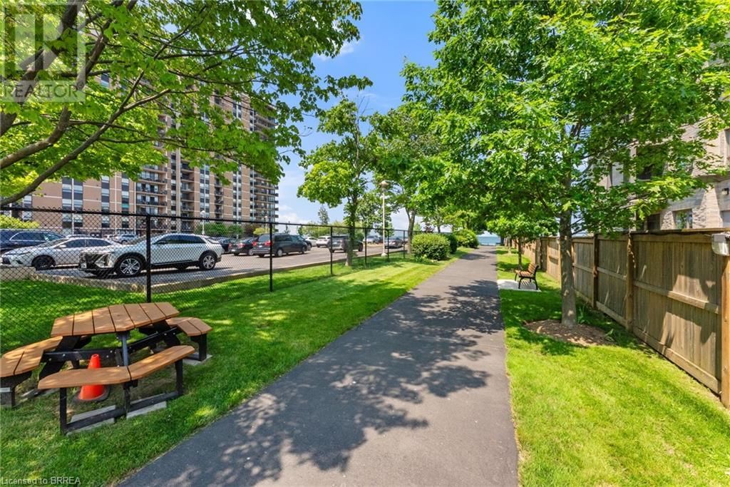 1605 - 301 FRANCES AVENUE Image 27