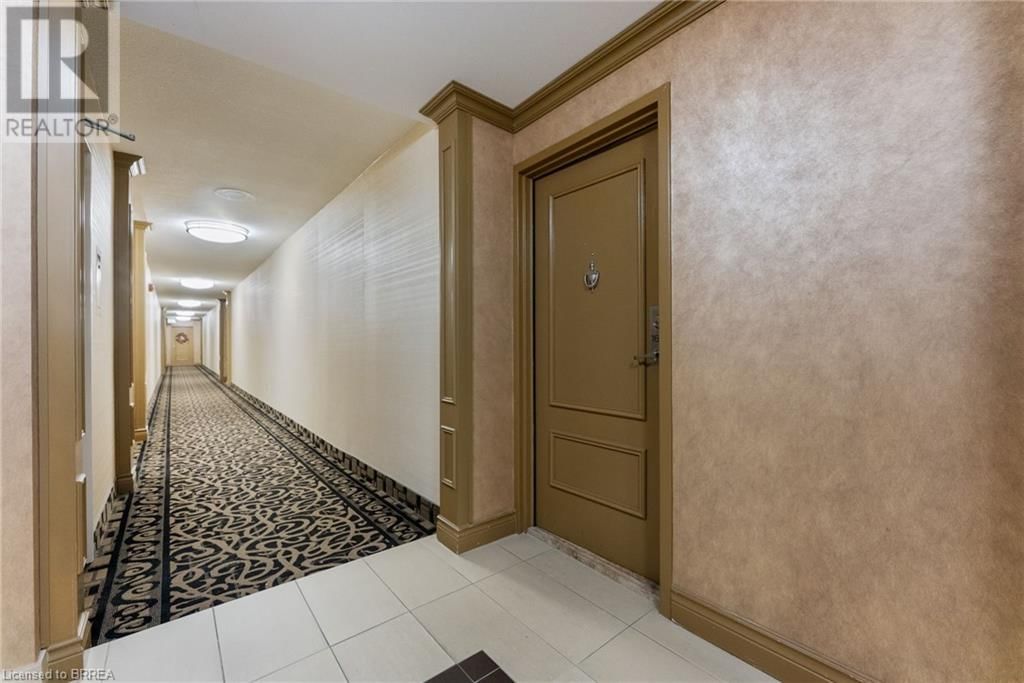 1605 - 301 FRANCES AVENUE Image 3