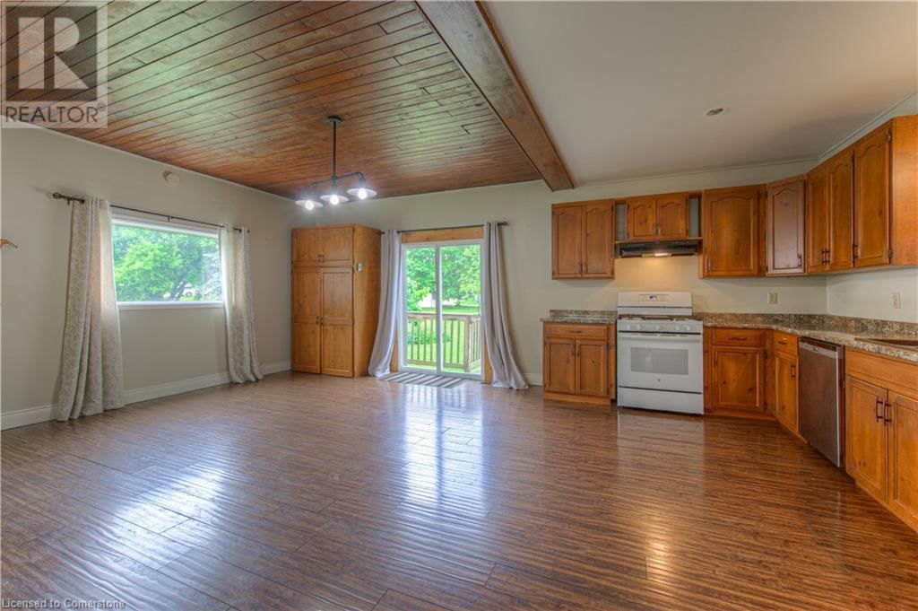 33 MCGIVERN STREET Image 14