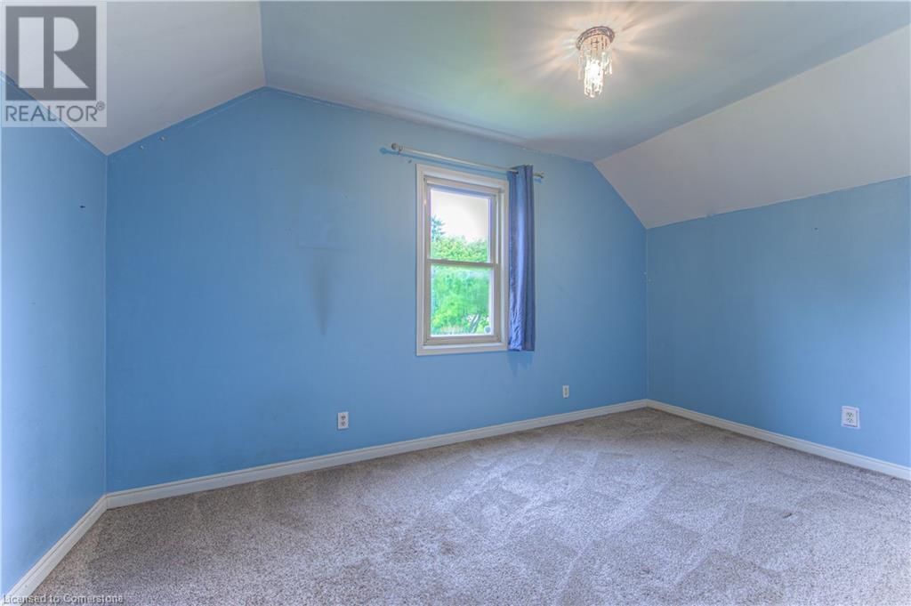33 MCGIVERN STREET Image 23