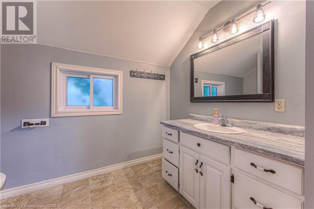 33 MCGIVERN STREET Image 26