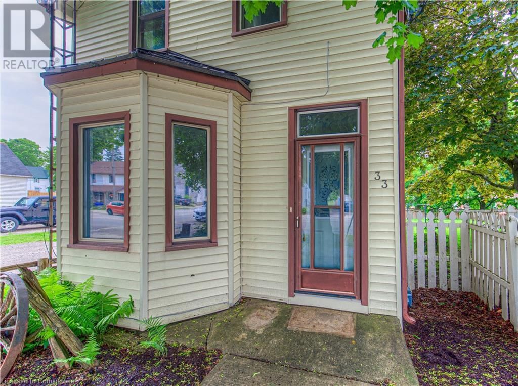 33 MCGIVERN STREET Image 5