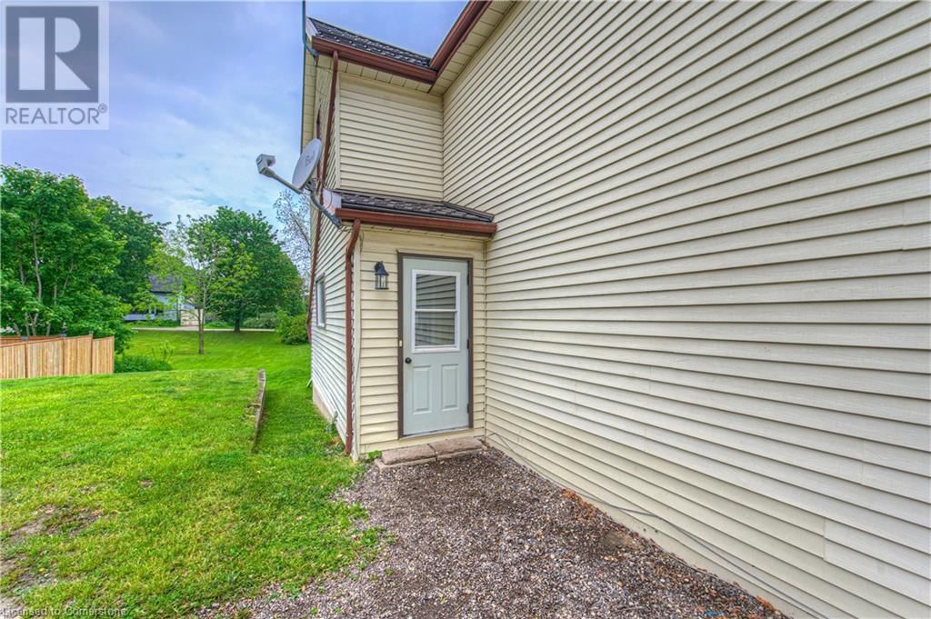33 MCGIVERN STREET Image 6