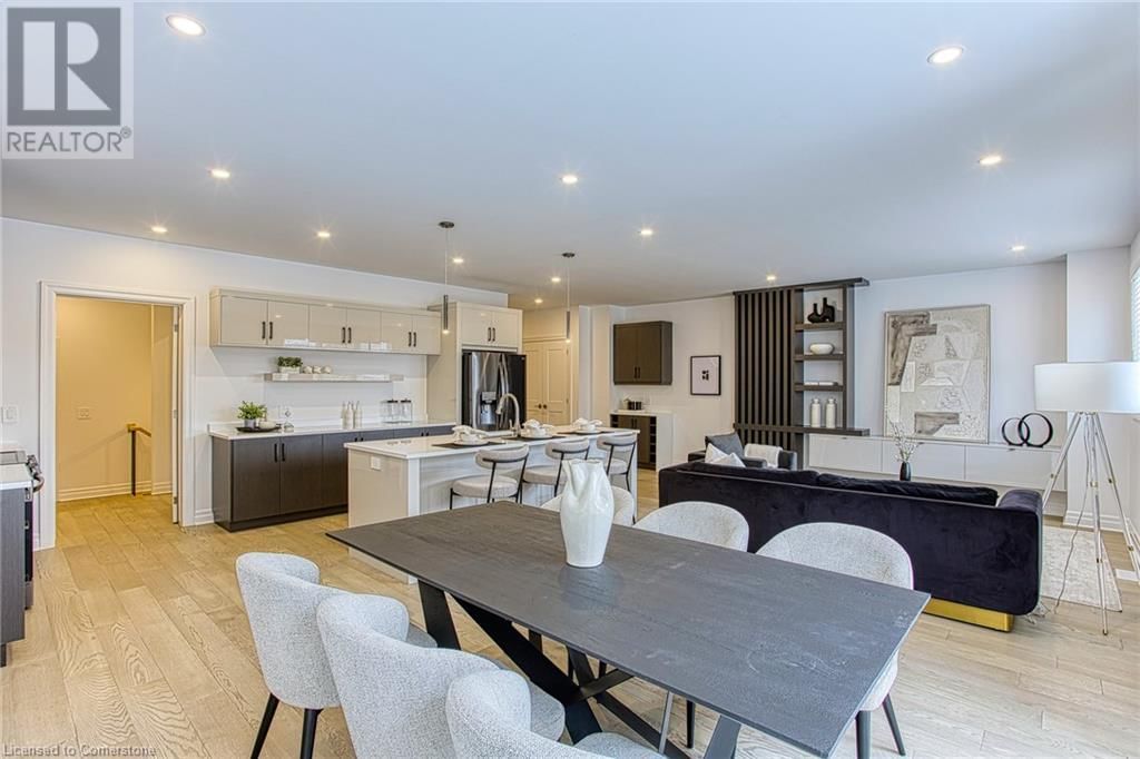 7543 SPLENDOUR DRIVE Image 18