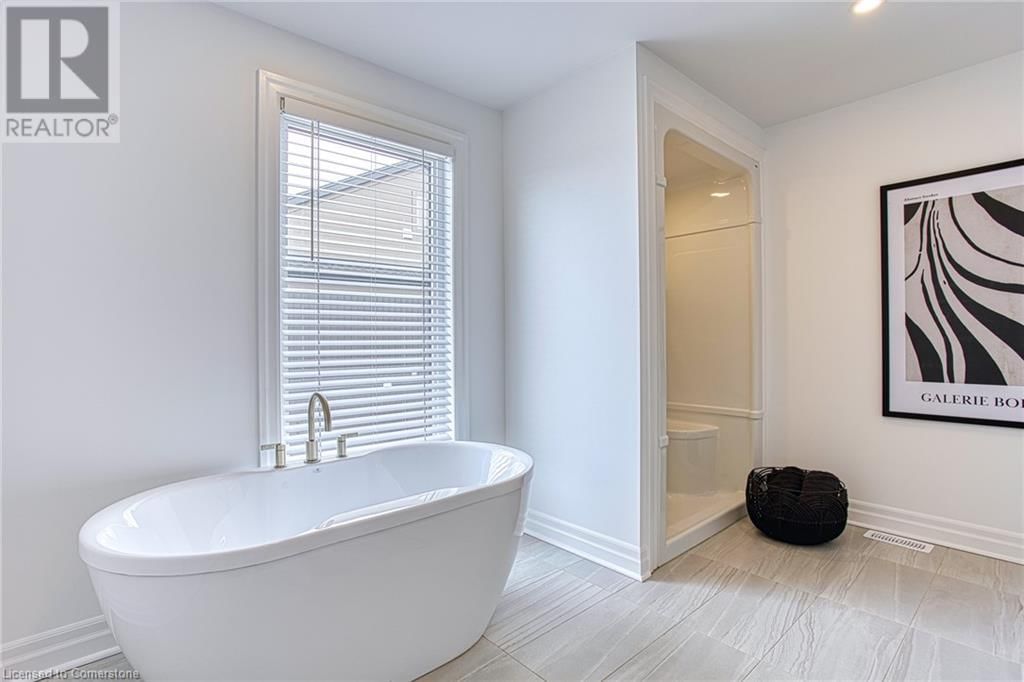 7543 SPLENDOUR DRIVE Image 36