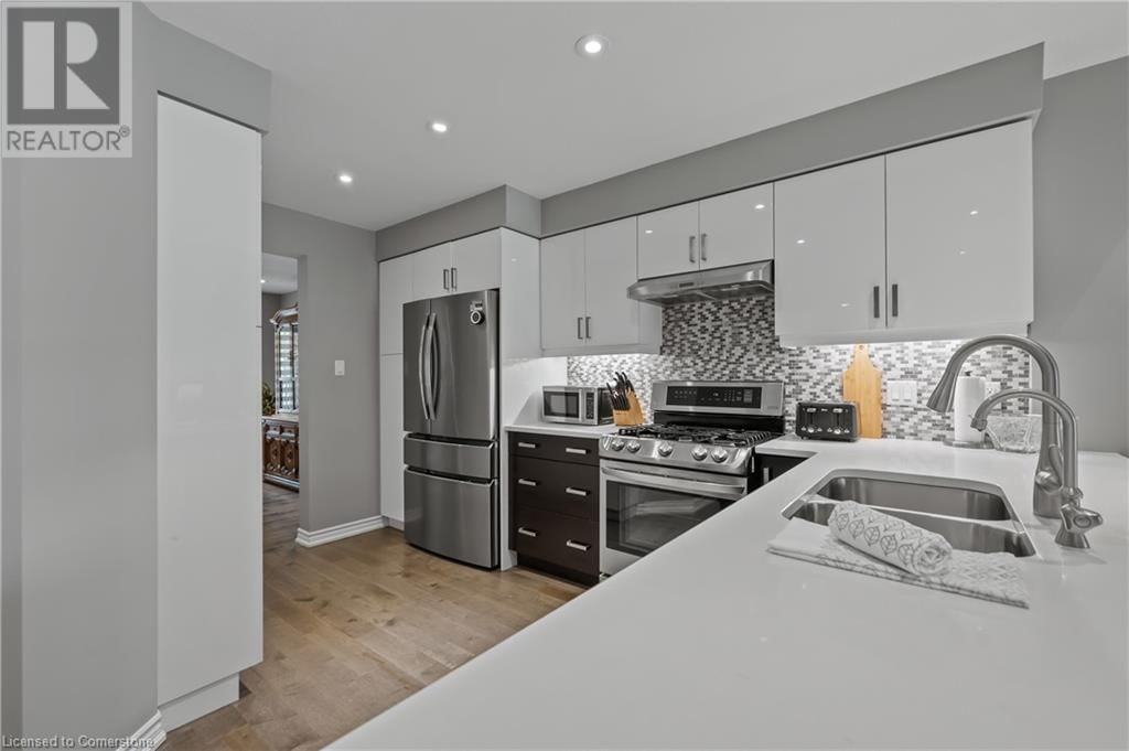 32 WESTMINISTER CRESCENT Image 13