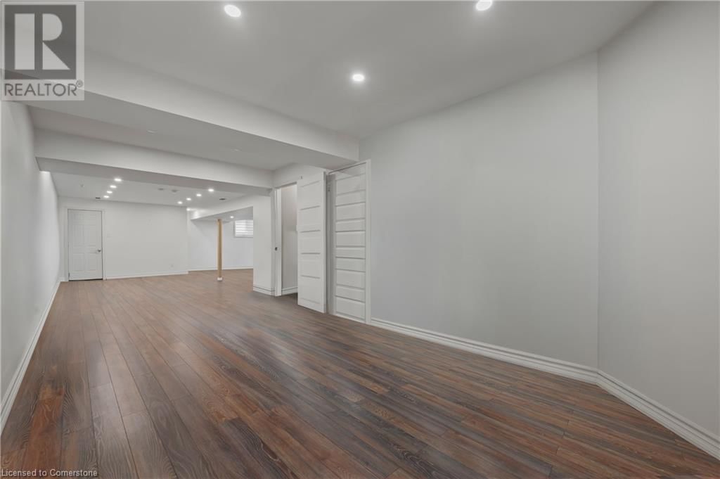 32 WESTMINISTER CRESCENT Image 36