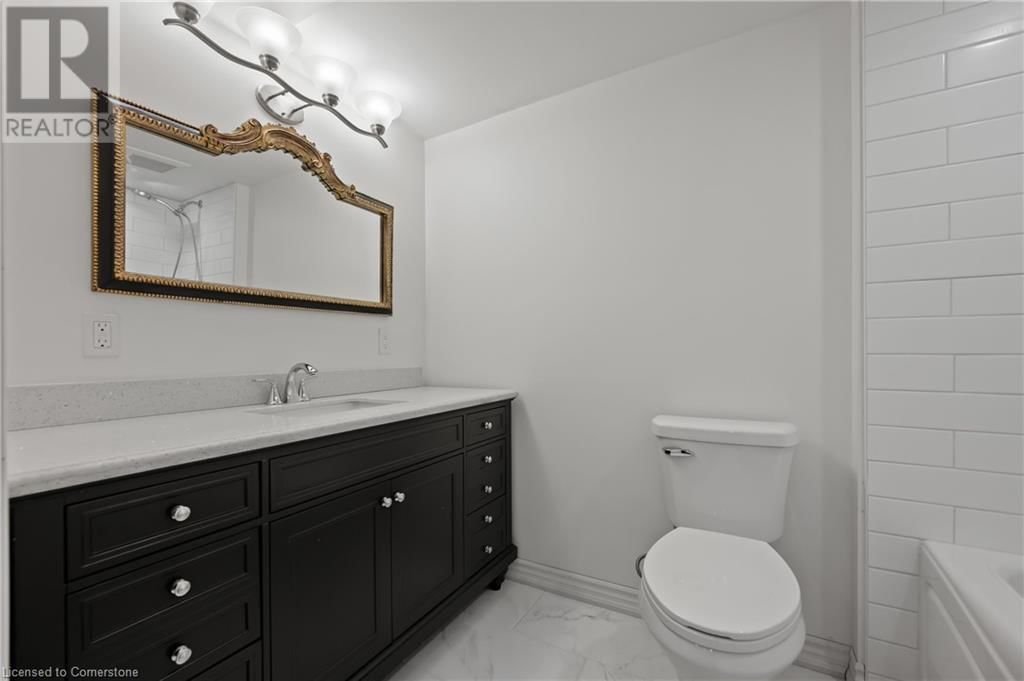 32 WESTMINISTER CRESCENT Image 42