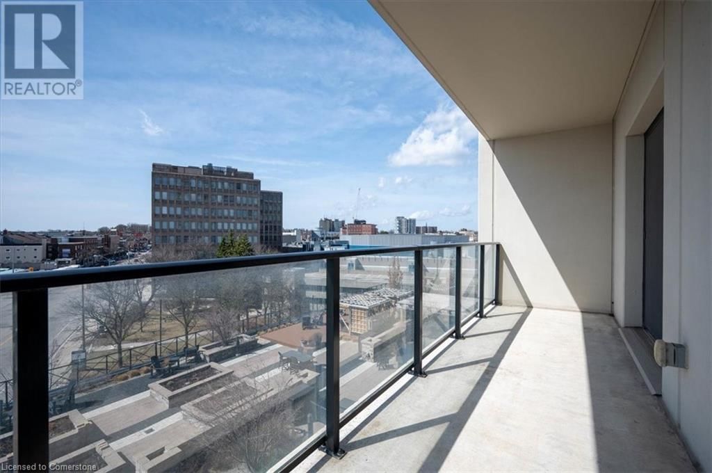 607 - 160 MACDONELL STREET Image 21