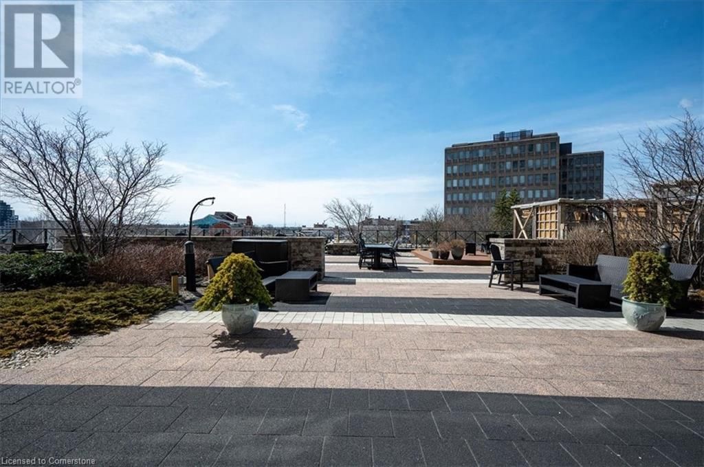 607 - 160 MACDONELL STREET Image 29