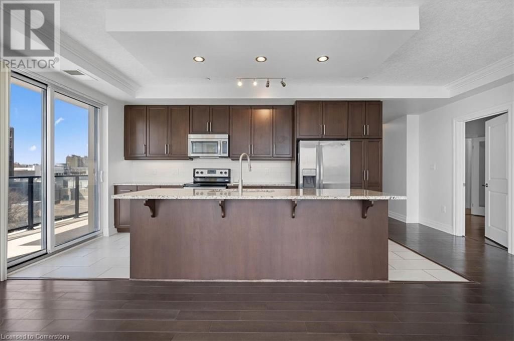 607 - 160 MACDONELL STREET Image 3