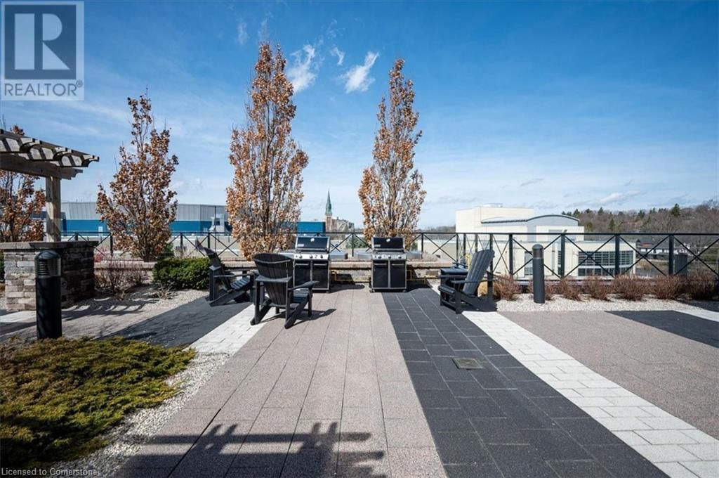 607 - 160 MACDONELL STREET Image 31
