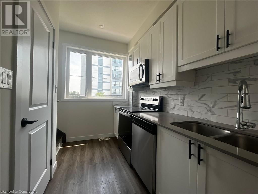C - 650 VICTORIA STREET SOUTH Image 4