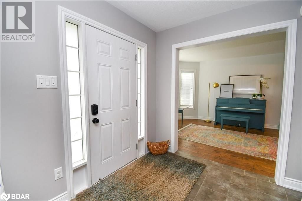 452 GREENWOOD DRIVE Image 18