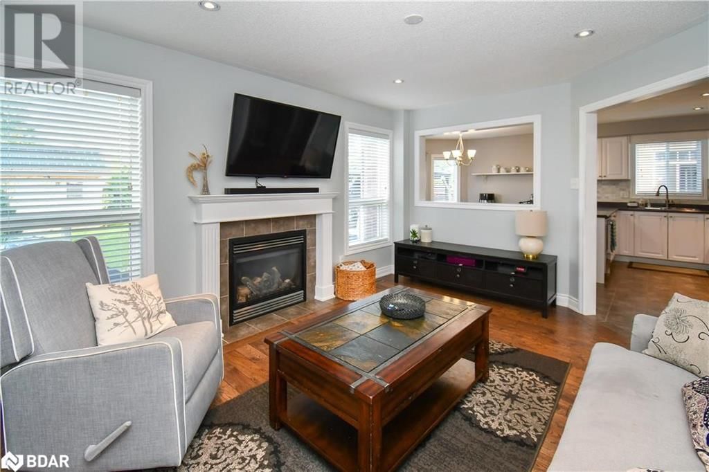 452 GREENWOOD DRIVE Image 22