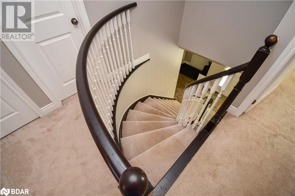 452 GREENWOOD DRIVE Image 27