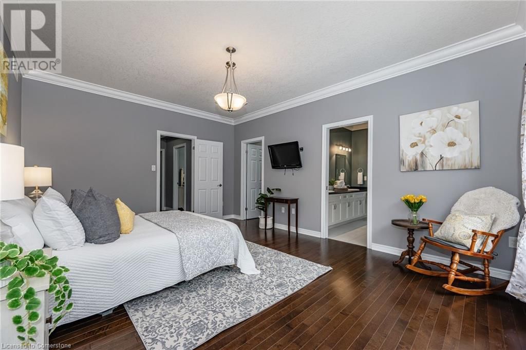 5 - 19 SIMMONDS DRIVE Image 18